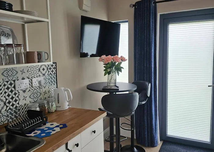 The Cosy Nest - An Nead Cluthar